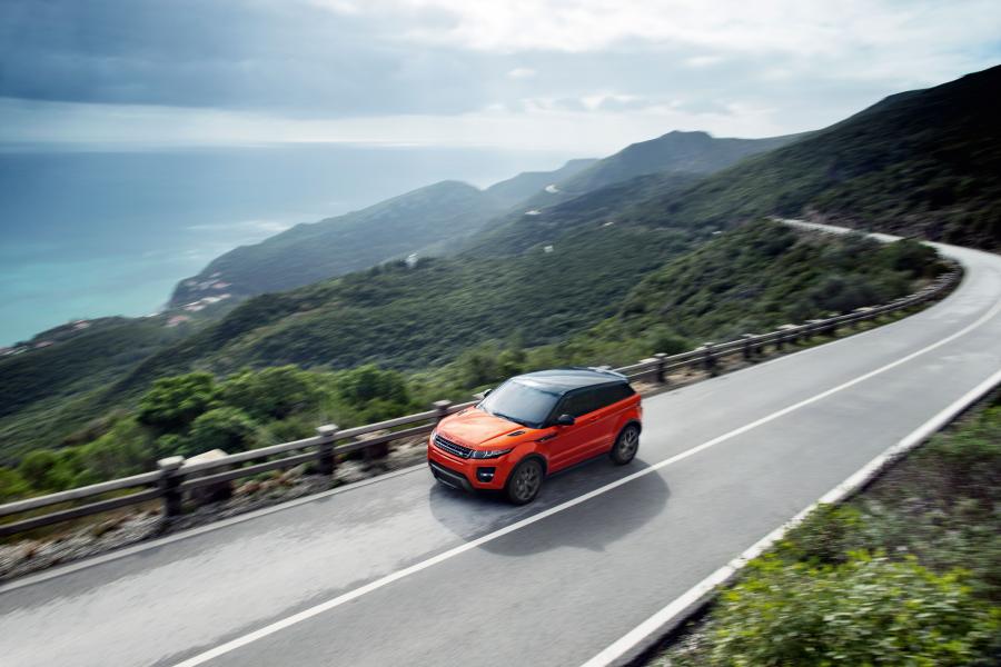  Land Rover Range Rover Evoque Autobiography Dynamic 2014 года  (фото 21 из 35)